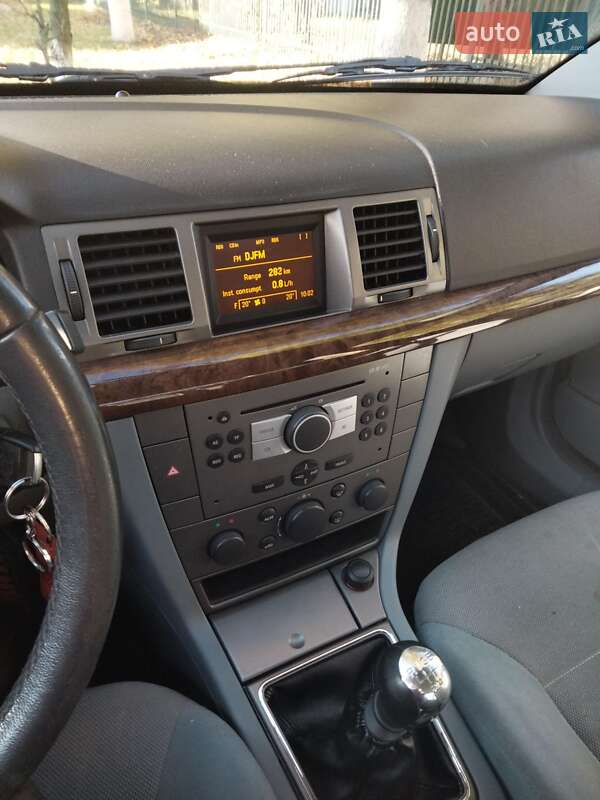 Седан Opel Vectra 2005 в Броварах
