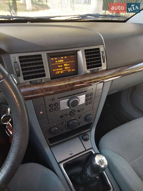 Седан Opel Vectra 2005 в Броварах