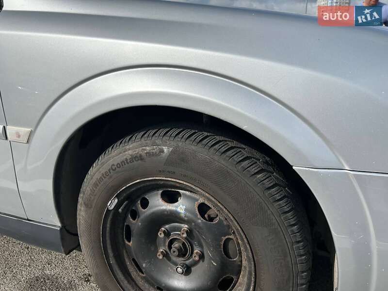 Седан Opel Vectra 2004 в Киеве