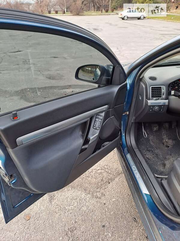 Лифтбек Opel Vectra 2007 в Горишних Плавнях