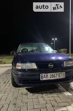 Седан Opel Vectra 1993 в Гайсину
