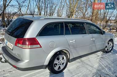 Универсал Opel Vectra 2004 в 