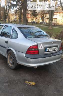 Седан Opel Vectra 1999 в Луцке