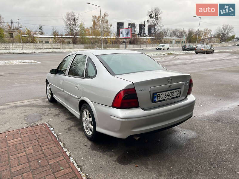Седан Opel Vectra 1999 в Львове
