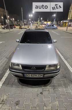 Седан Opel Vectra 1995 в Тернополі