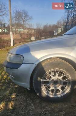 Седан Opel Vectra 1996 в 