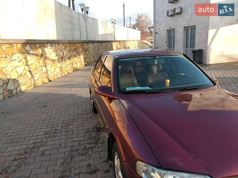 Седан Opel Vectra 1998 в Могилев-Подольске