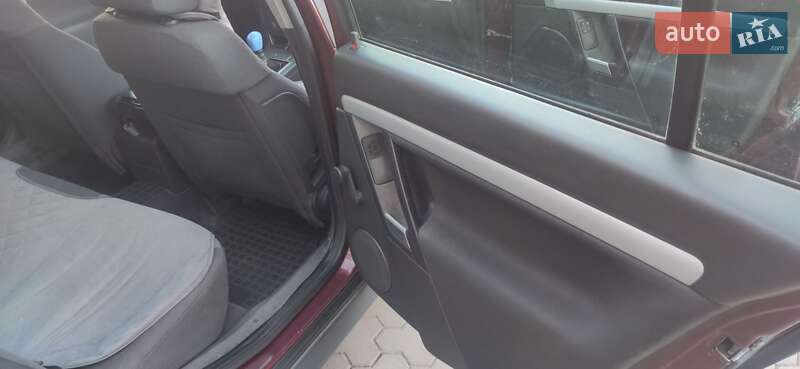 Универсал Opel Vectra 2004 в Луцке
