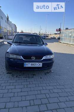 Универсал Opel Vectra 2001 в Ивано-Франковске