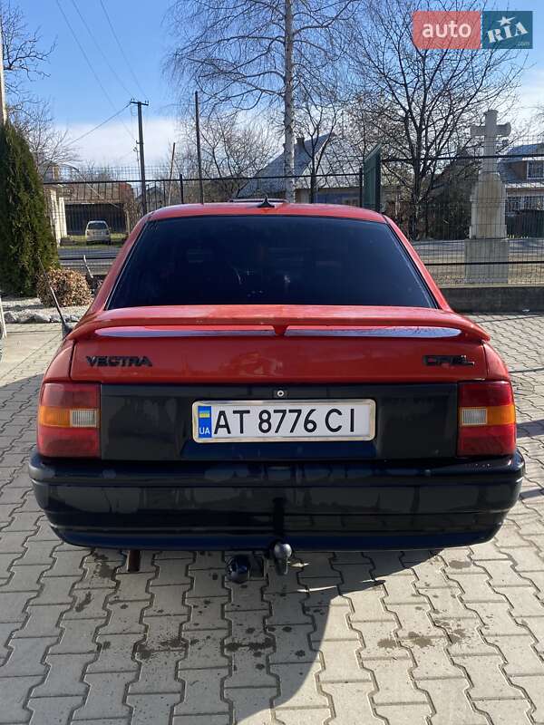 Седан Opel Vectra 1992 в Косові