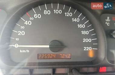 Седан Opel Vectra 2000 в Луцке