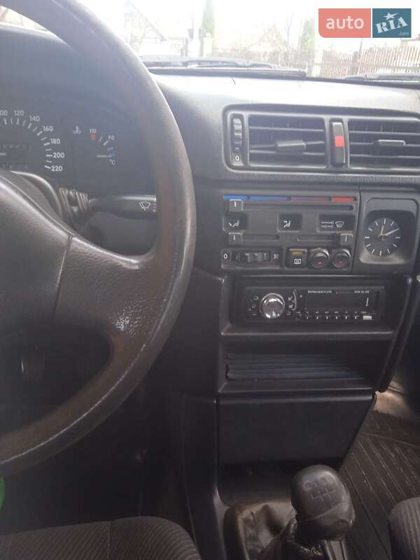 Седан Opel Vectra 1991 в Стрые