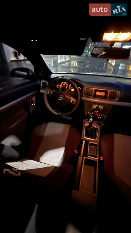 Седан Opel Vectra 2005 в Ужгороде фото 15 Седан Opel Vectra 2005 в Ужгороде
