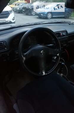 Седан Opel Vectra 1993 в Харкові