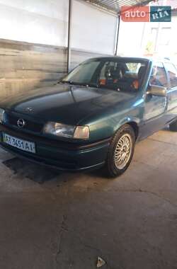 Седан Opel Vectra 1995 в Тлумаче