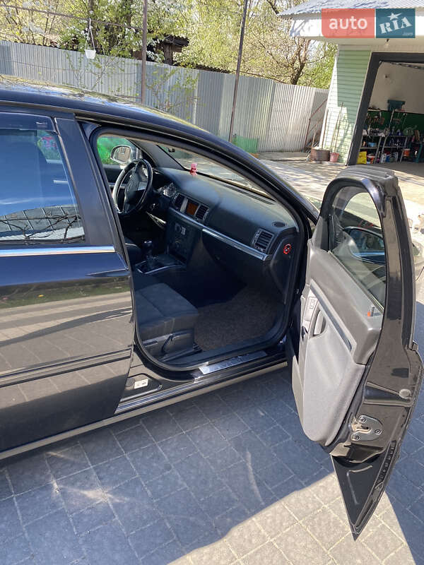 Седан Opel Vectra 2006 в Трускавце