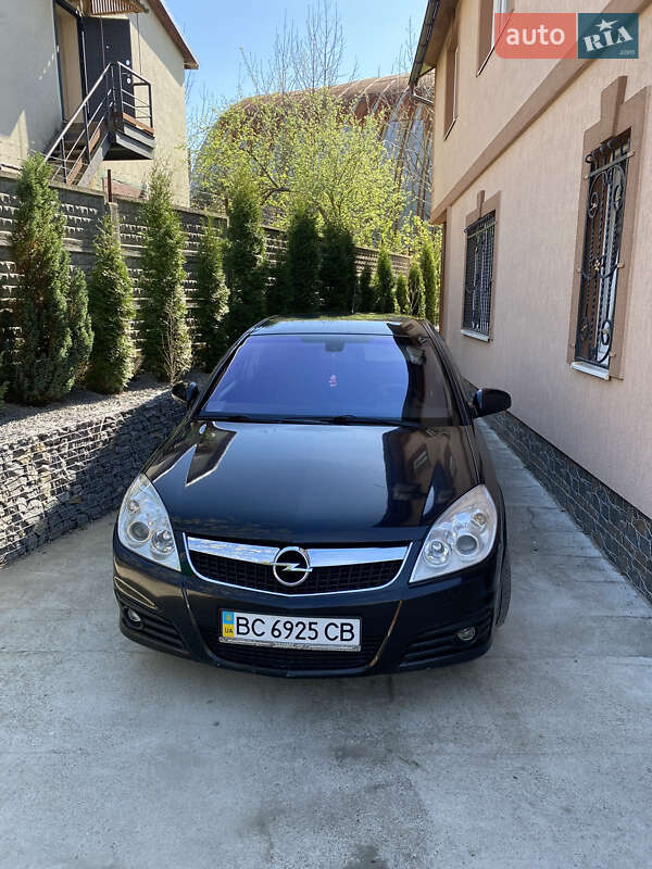 Седан Opel Vectra 2006 в Трускавце