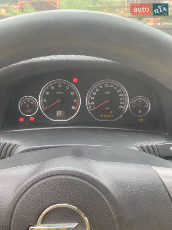 Седан Opel Vectra 2008 в Киеве