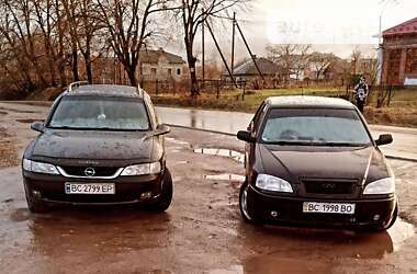 Універсал Opel Vectra 1997 в Бориславі