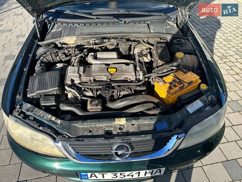 Седан Opel Vectra 2001 в Івано-Франківську