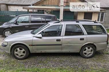 Универсал Opel Vectra 1998 в Нововолынске