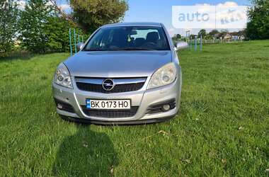 Универсал Opel Vectra 2006 в Гоще