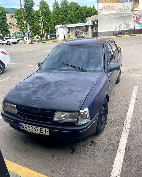 Лифтбек Opel Vectra 1989 в Знаменке