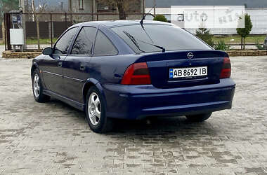 Ліфтбек Opel Vectra 1999 в Могилів-Подільському