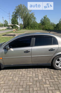 Седан Opel Vectra 2004 в Івано-Франківську