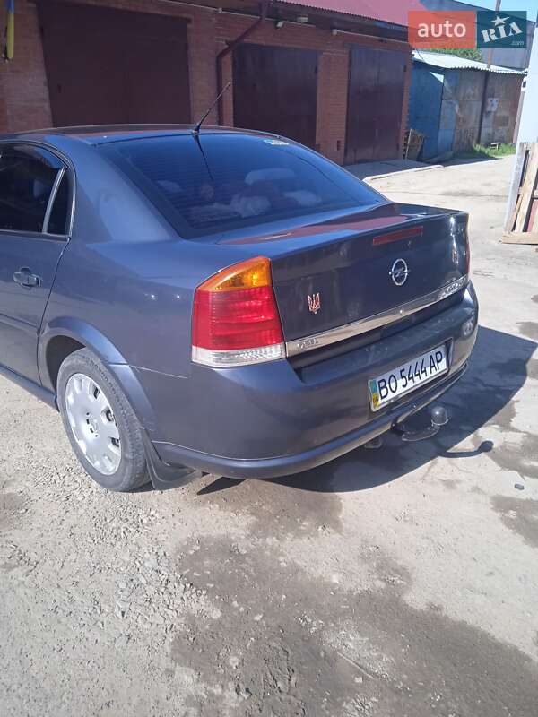 Седан Opel Vectra 2006 в Тернополі