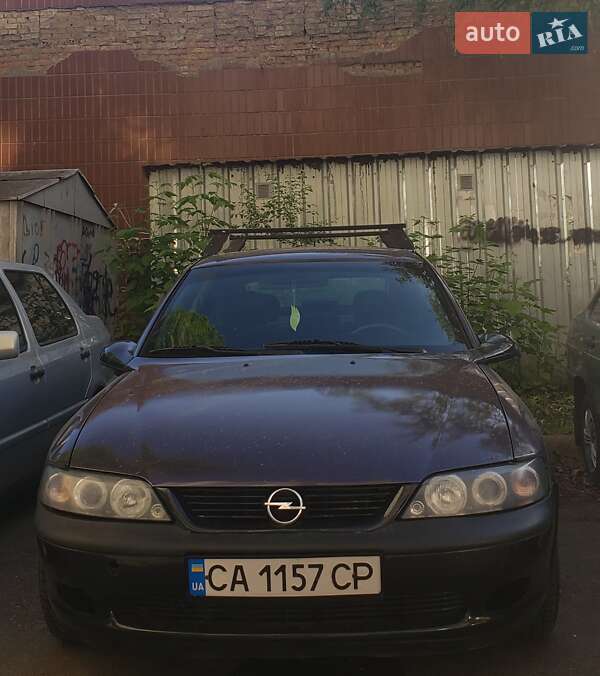 Лифтбек Opel Vectra 1997 в Киеве