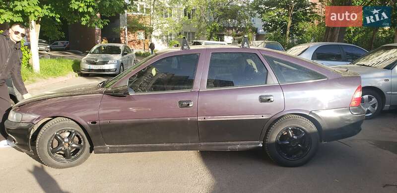 Лифтбек Opel Vectra 1997 в Киеве