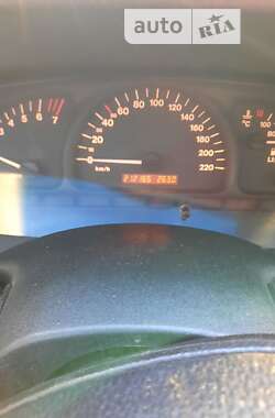 Седан Opel Vectra 1999 в Киеве