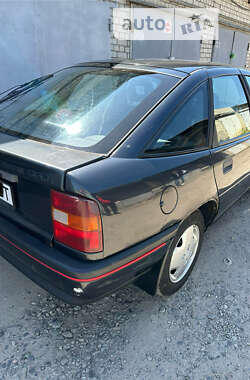 Лифтбек Opel Vectra 1991 в Харькове