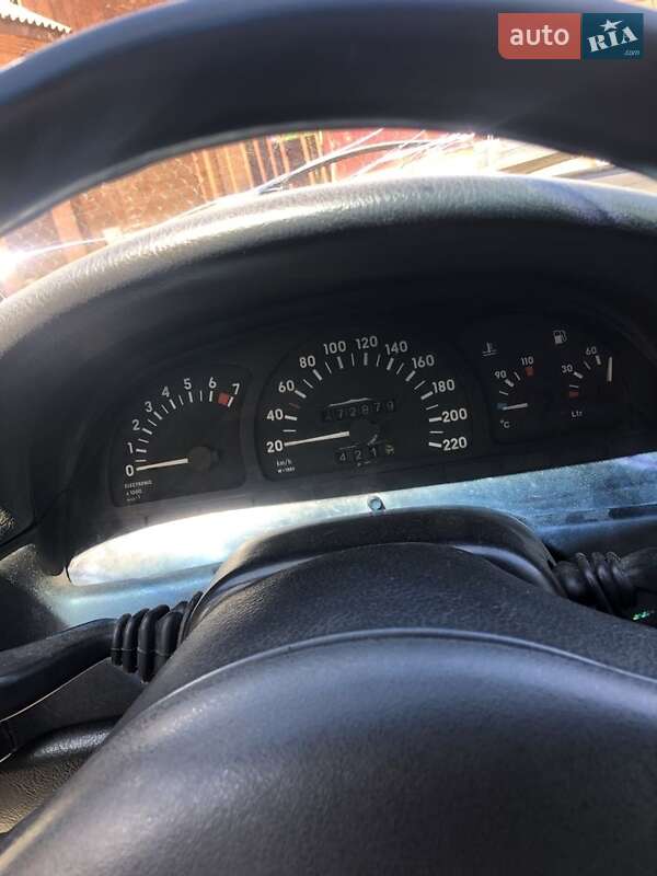Седан Opel Vectra 1992 в 