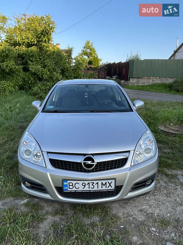 Седан Opel Vectra 2006 в Львові