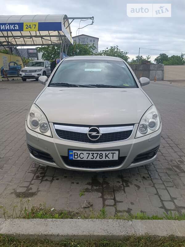 Седан Opel Vectra 2006 в Львові