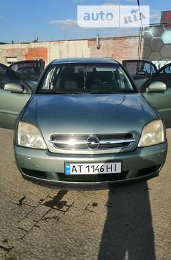 Седан Opel Vectra 2003 в Івано-Франківську