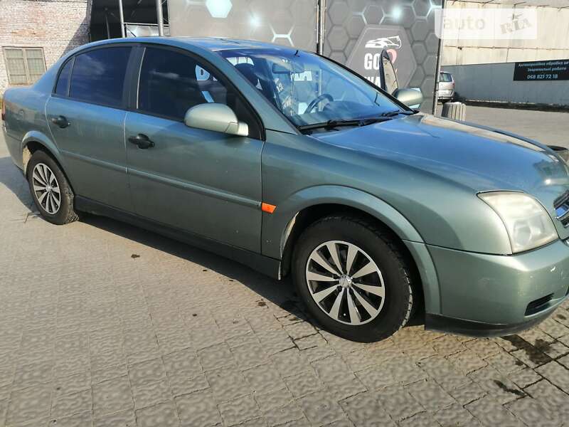 Седан Opel Vectra 2003 в Івано-Франківську