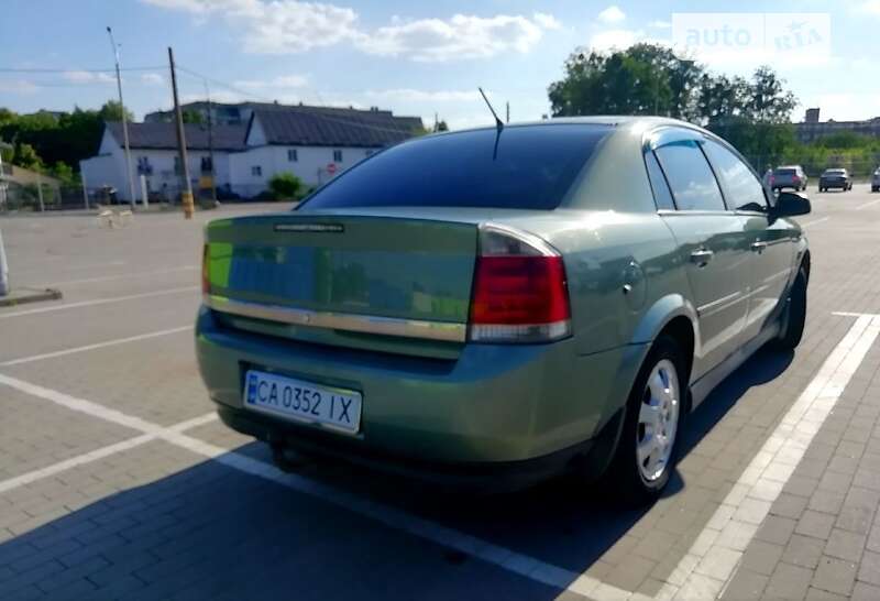 Седан Opel Vectra 2005 в Умані