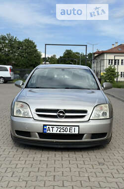 Седан Opel Vectra 2003 в Косове