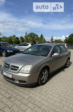 Седан Opel Vectra 2003 в Косове