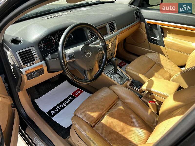 Седан Opel Vectra 2006 в Одесі