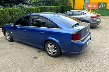 Лифтбек Opel Vectra 2003 в 