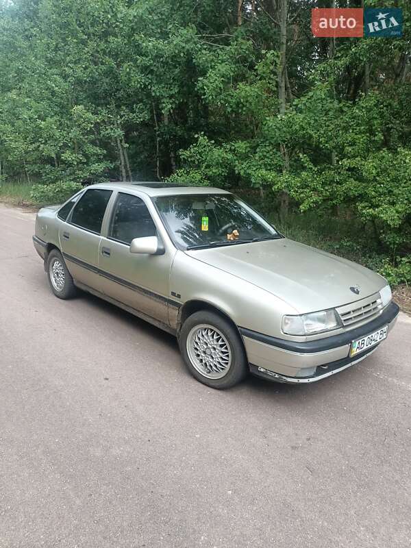 Седан Opel Vectra 1992 в Чернигове