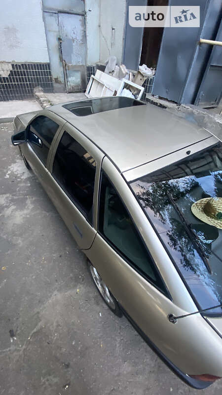 Лифтбек Opel Vectra 1990 в Днепре