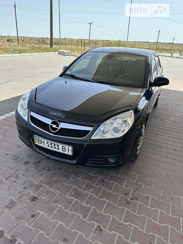 Седан Opel Vectra 2005 в Рени