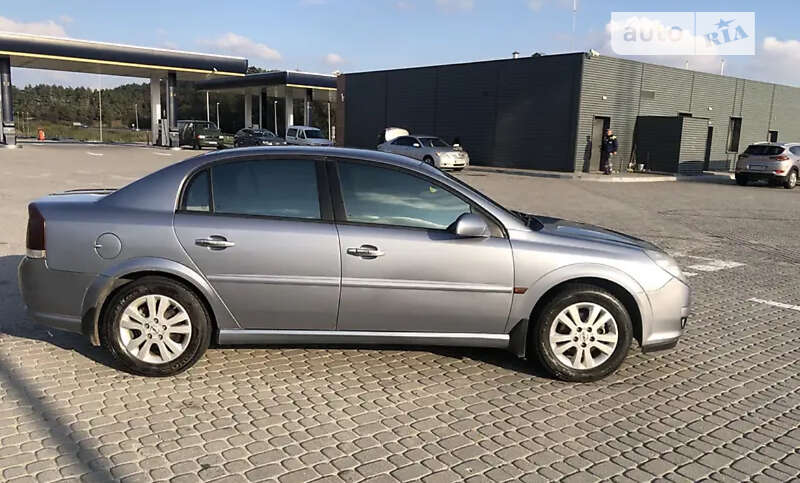 Седан Opel Vectra 2006 в Львові