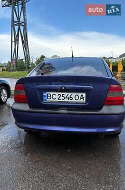 Лифтбек Opel Vectra 1997 в 