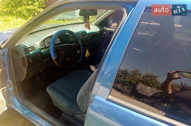 Ліфтбек Opel Vectra 1989 в Грушівці
